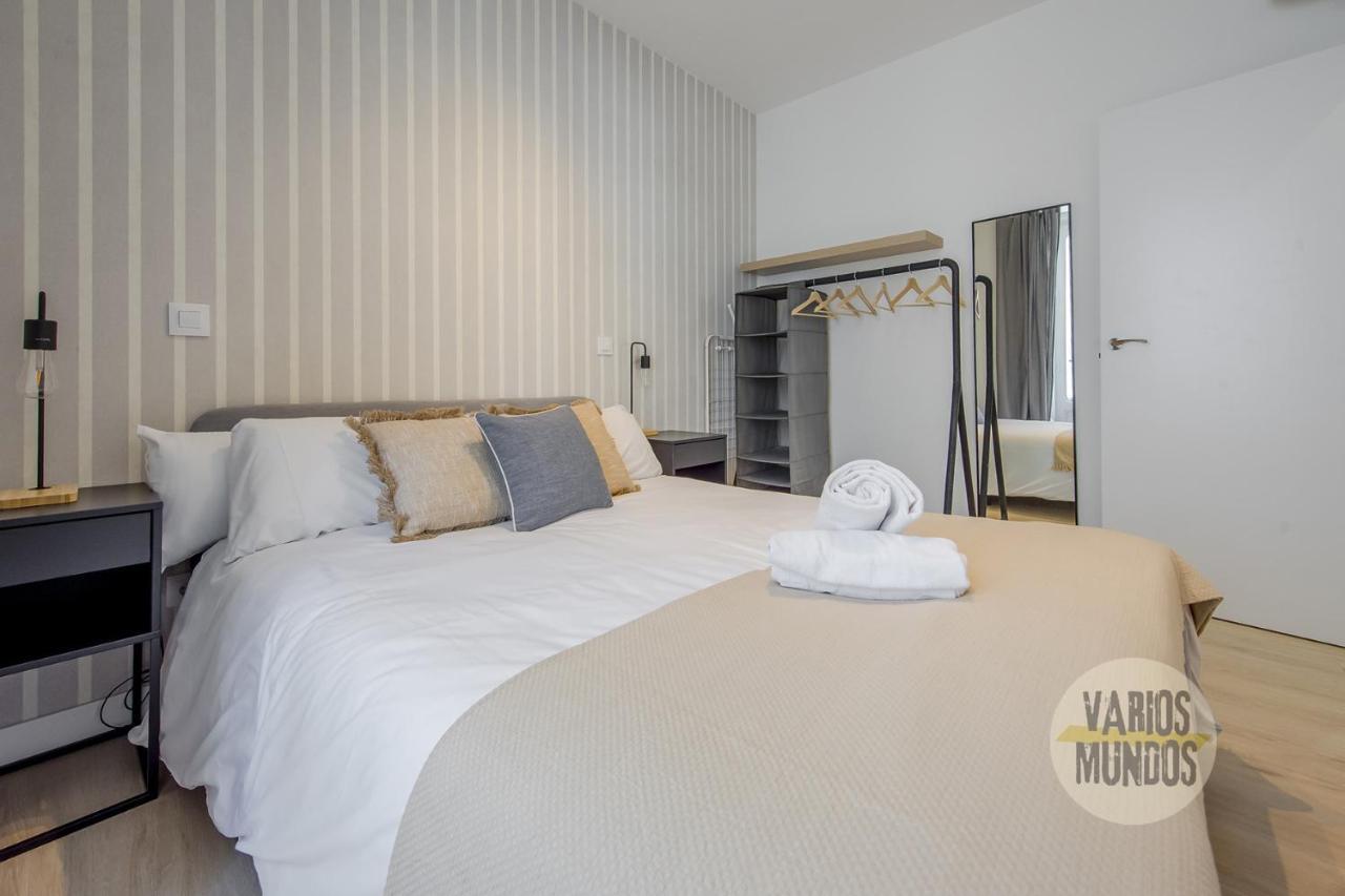 Spacious New Apartment Para 7 En La Plaza De Tirso De Molina Madrid Exteriör bild