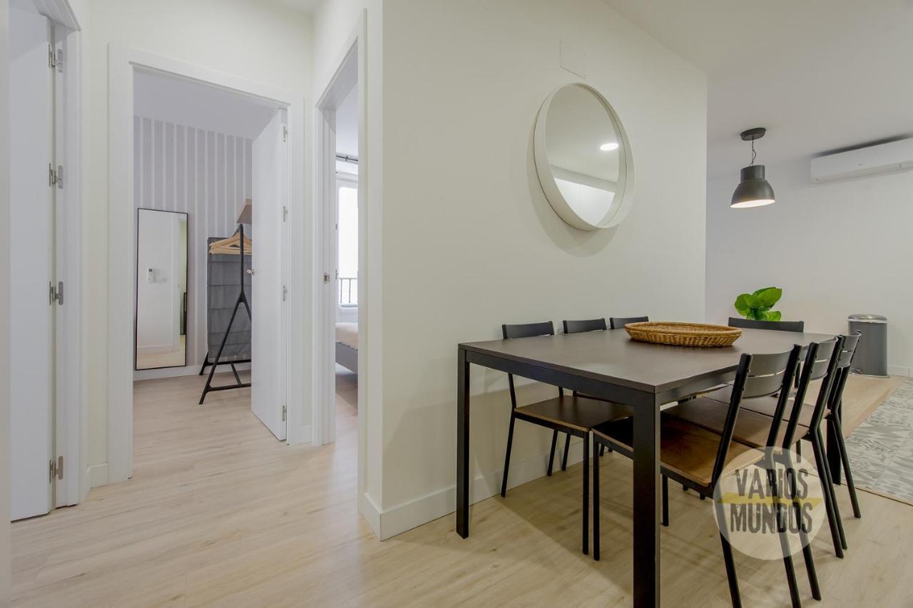 Spacious New Apartment Para 7 En La Plaza De Tirso De Molina Madrid Exteriör bild