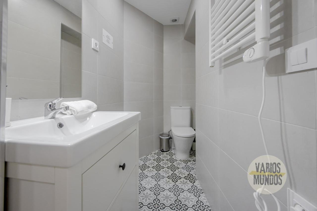 Spacious New Apartment Para 7 En La Plaza De Tirso De Molina Madrid Exteriör bild